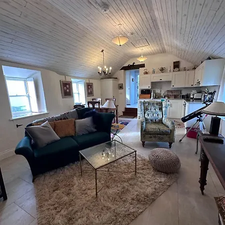 Historic Thatched Getaway In Kilkenny Holiday home Ballyline