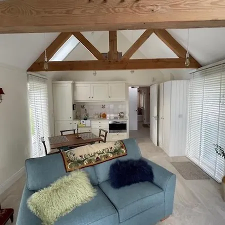 Historic Thatched Getaway In Kilkenny Holiday home Ballyline