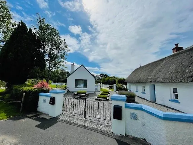 Holiday home Historic Thatched Getaway In Kilkenny *