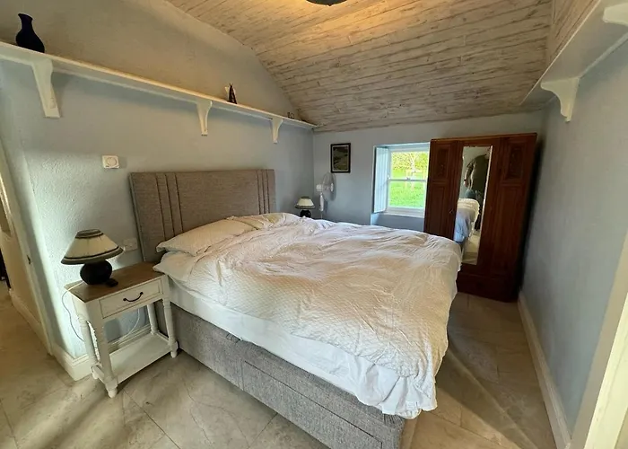 Historic Thatched Getaway In Kilkenny Holiday home