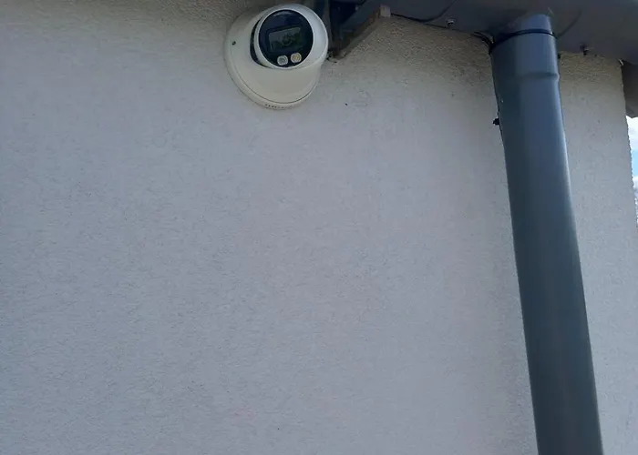 Historic Thatched Getaway In Kilkenny