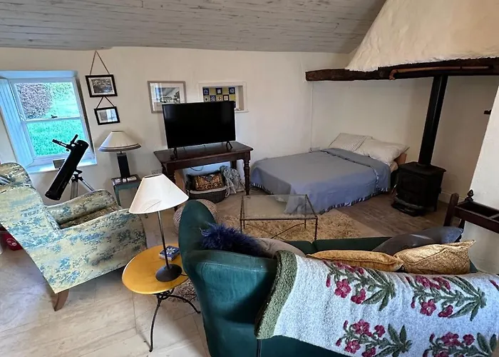 Holiday home Historic Thatched Getaway In Kilkenny *